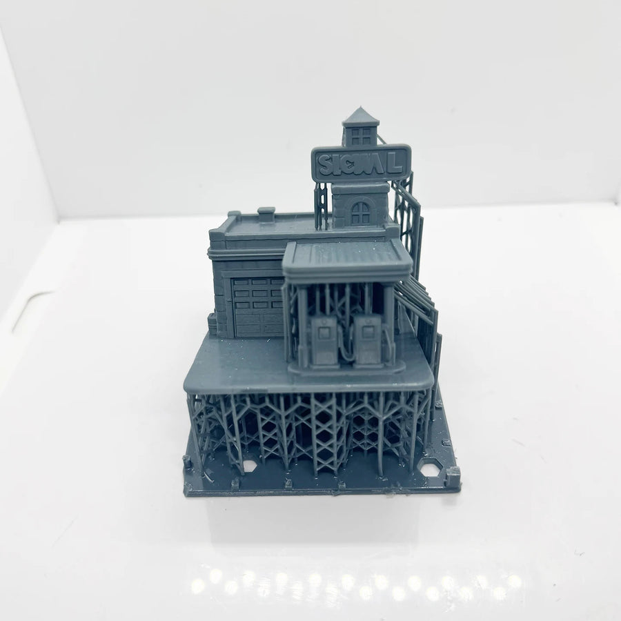 Retro-Style Gas Station LYTS122 1/87 1/160 1/220 Miniature Building Military Car