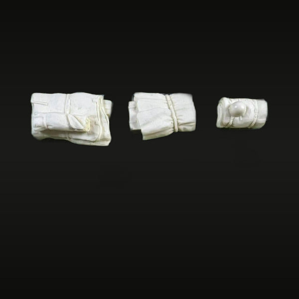 WWII US Tank Crew Wrapped Supplies and Gear Set 1/35 Resin Accessory Kit