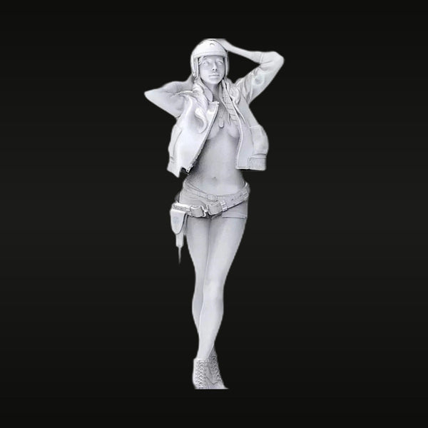 Pinup Female Commando with Tactical Belt 1/35 Resin Figure Kit