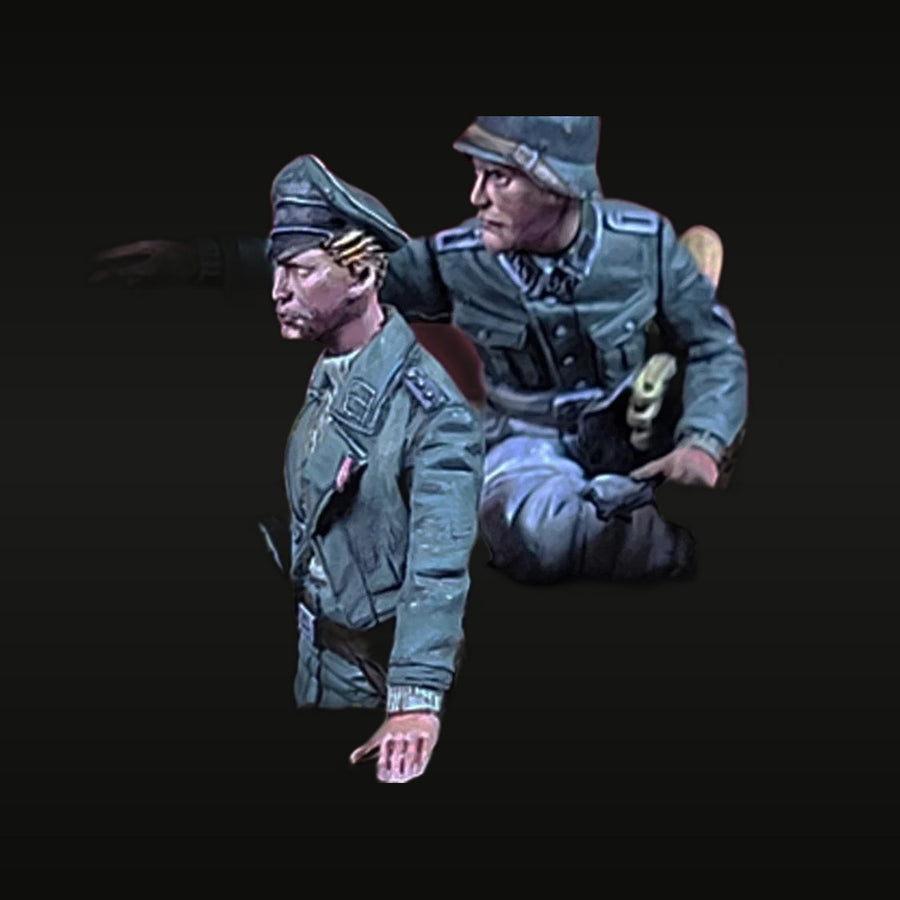 WWII German SS Officer & Wehrmacht Soldier 1/35 Resin 2-Figure Set - unpainted resin model kit