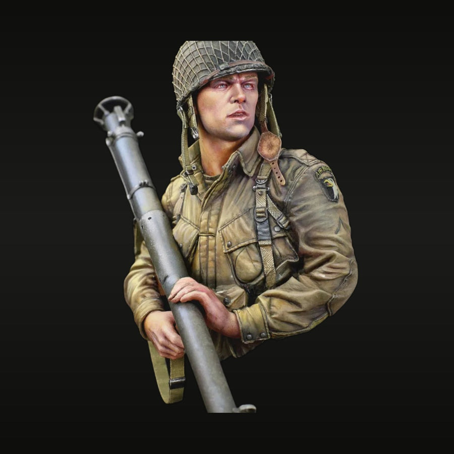 WWII US Airborne Soldier with Bazooka 1/10 Resin Bust Kit - unpainted resin model kit