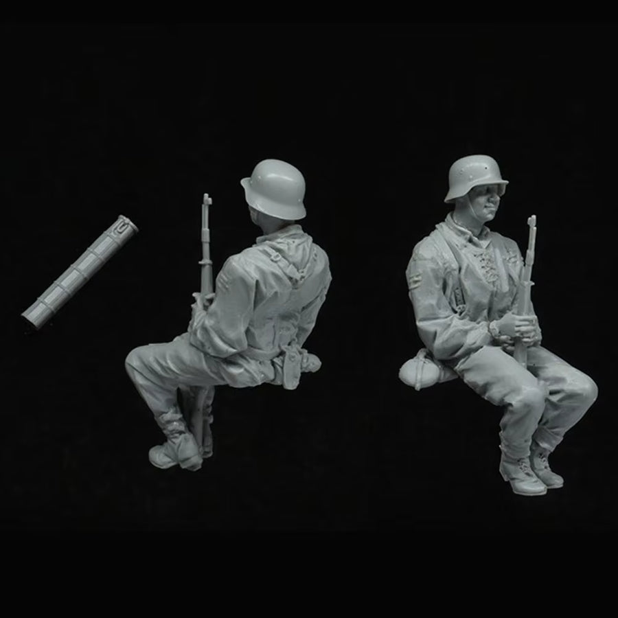 WWII German Wehrmacht Infantryman K98 1943-44 1/35 Resin Figure Kit - resin model view 3