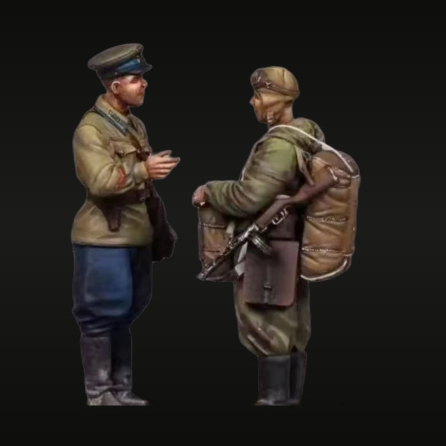 WWI German Officer & Soldier Conversation 1/35 Resin Figure Kit - unpainted resin model kit