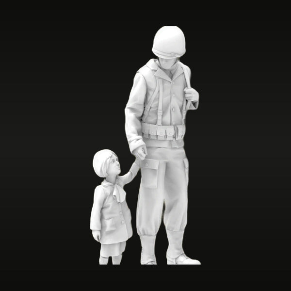 WWII US Soldier with Child 1/35 Resin Figure Set