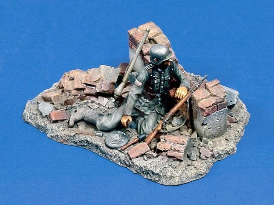 1/35 Scale Die-Cast Resin Figure Model Kit WWII German Panzerjaeger & Anti-Tank Base Unassembled and Unpainted