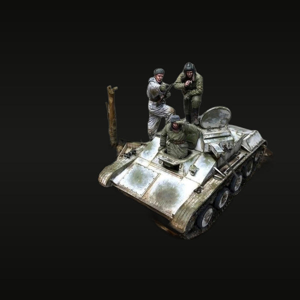 WWII Soviet Halftrack with Infantry Squad 1/35 Resin Diorama Kit