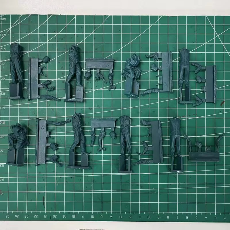 WWII German Wehrmacht Soldiers 8-Figure Set 1/35 Resin Kit - resin model view 2