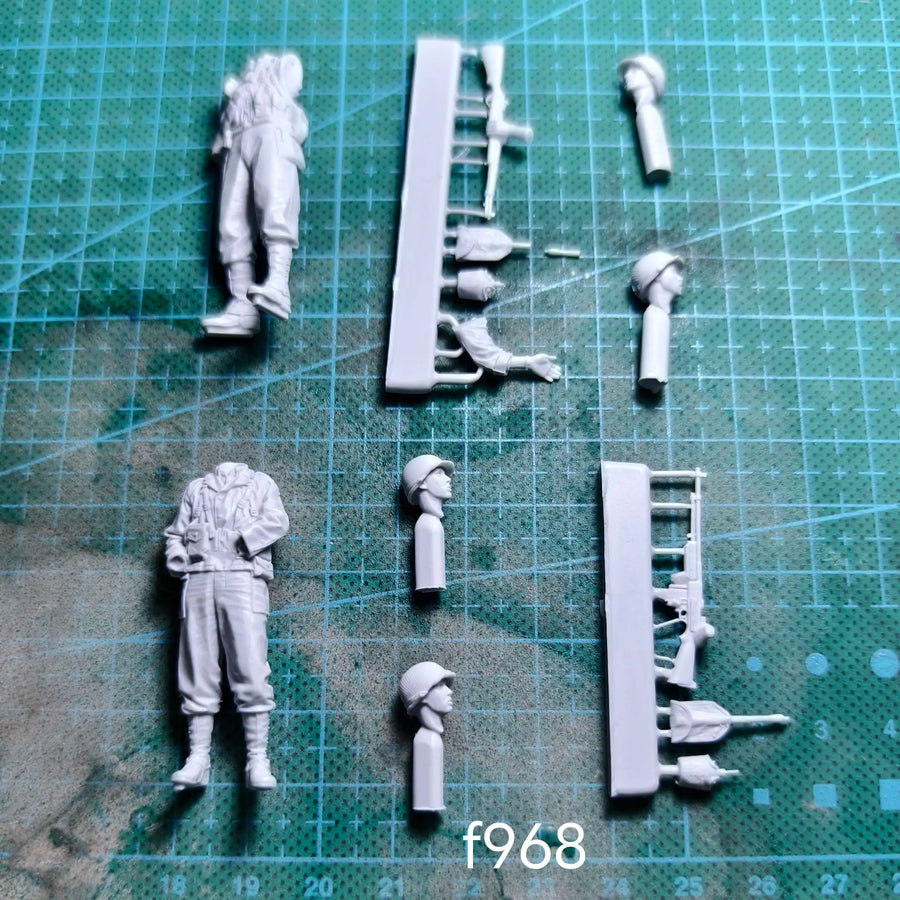 1/35 Resin Model Figure Gk，Unassembled and Unpainted Kit