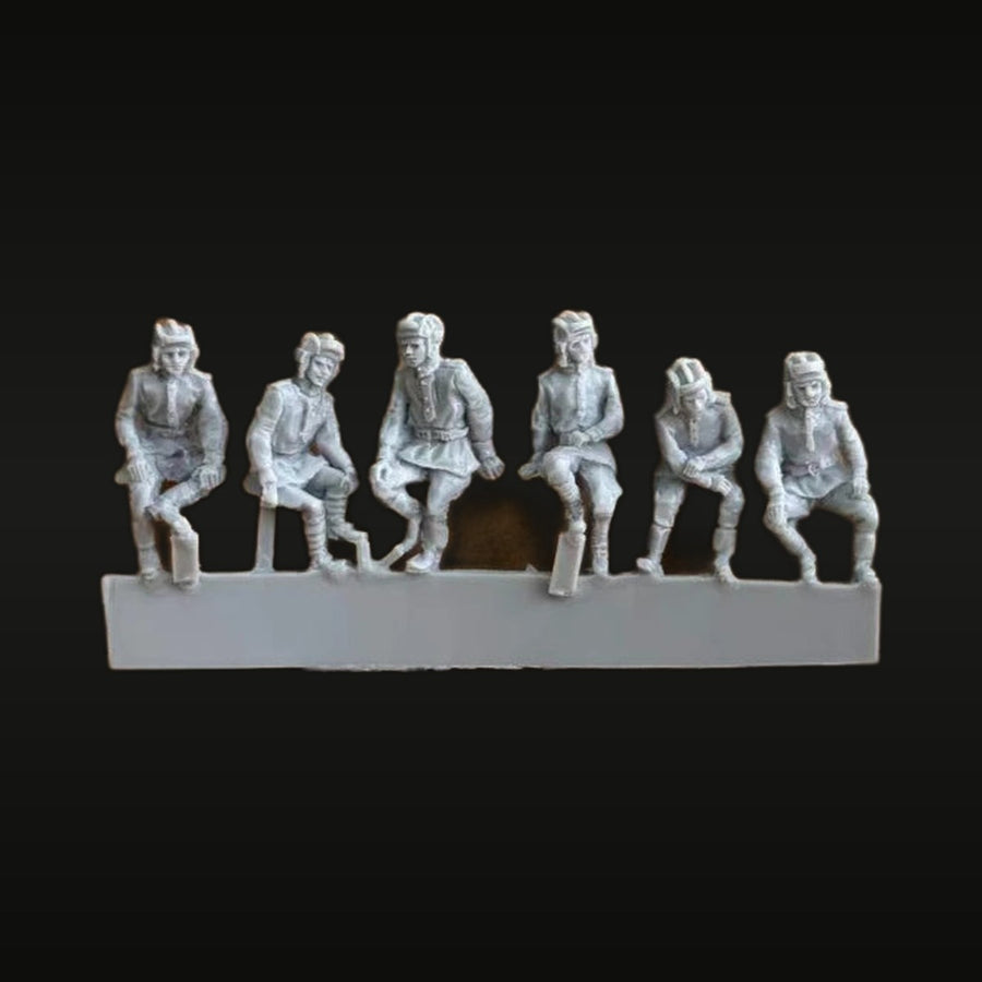 Soviet Soldiers Seated 6-Figure Set 1/72 Scale Resin Kit - unpainted resin model kit