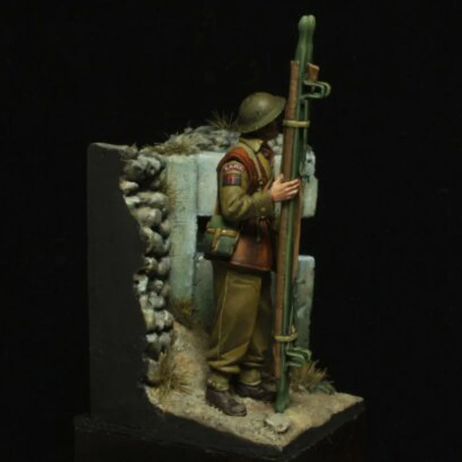 WWII British Armed Medical Orderly with Lee-Enfield 1/35 Resin Figure Kit - resin model view 3