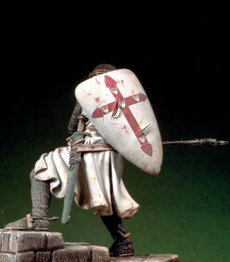 Medieval Crusader Knight with Sword and Heater Shield 90mm Resin Figure - resin model view 2
