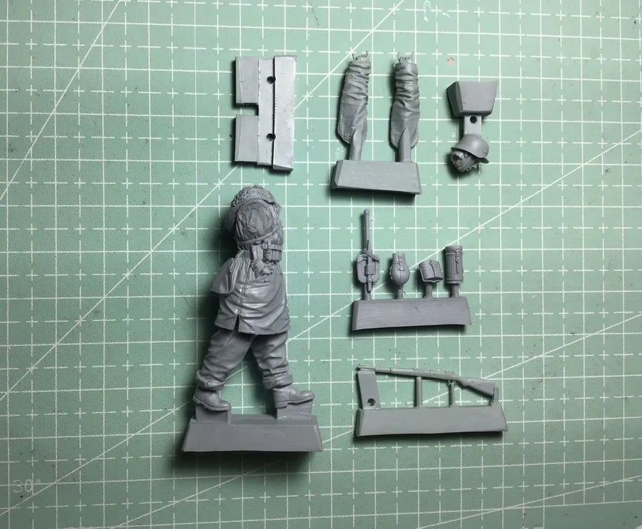1/35 Resin Model Figure Gk，Unassembled and Unpainted Kit