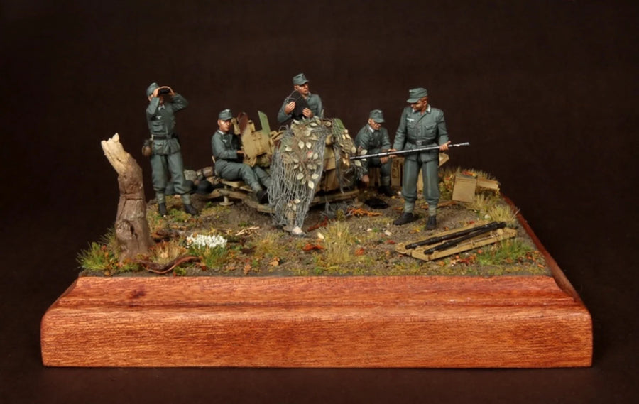 1/35 Resin Model Figure GK, Military Theme ，5 Figure , No Scene , Unassembled and Unpainted Kit