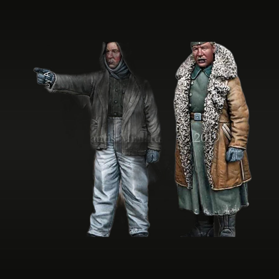 WWII Soviet Winter Officers/Soldiers Set of 2 1/35 Resin Figure Kit - unpainted resin model kit