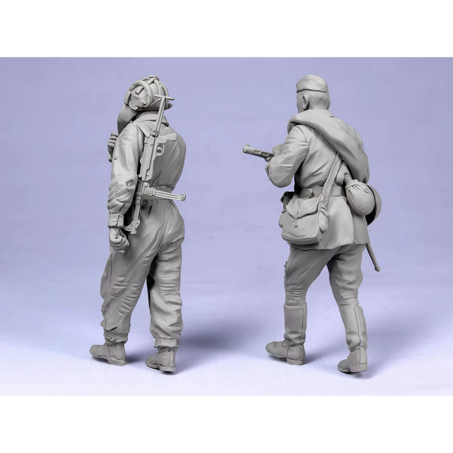 1/35 Resin Unpainted Model Kit, Military Theme, WWII Soviet Infantry and Tank Crew Unassembled and Unpainted GK