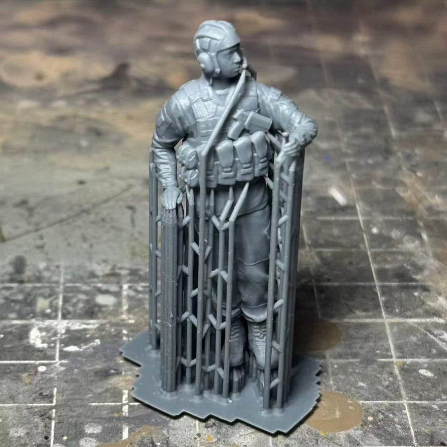 Modern Tactical Soldier with Communications Headset 1/35 Resin Figure Kit - resin model view 5