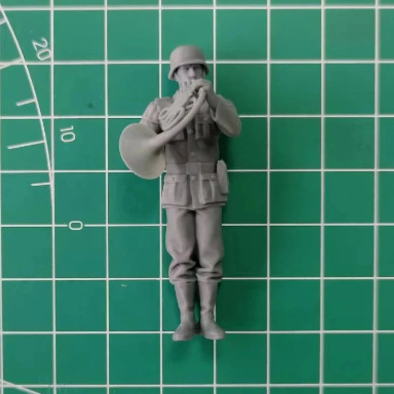 1/35 Scale Die-Cast Resin Figure Model Kit WWII German Military Band Musicians Unassembled and Unpainted