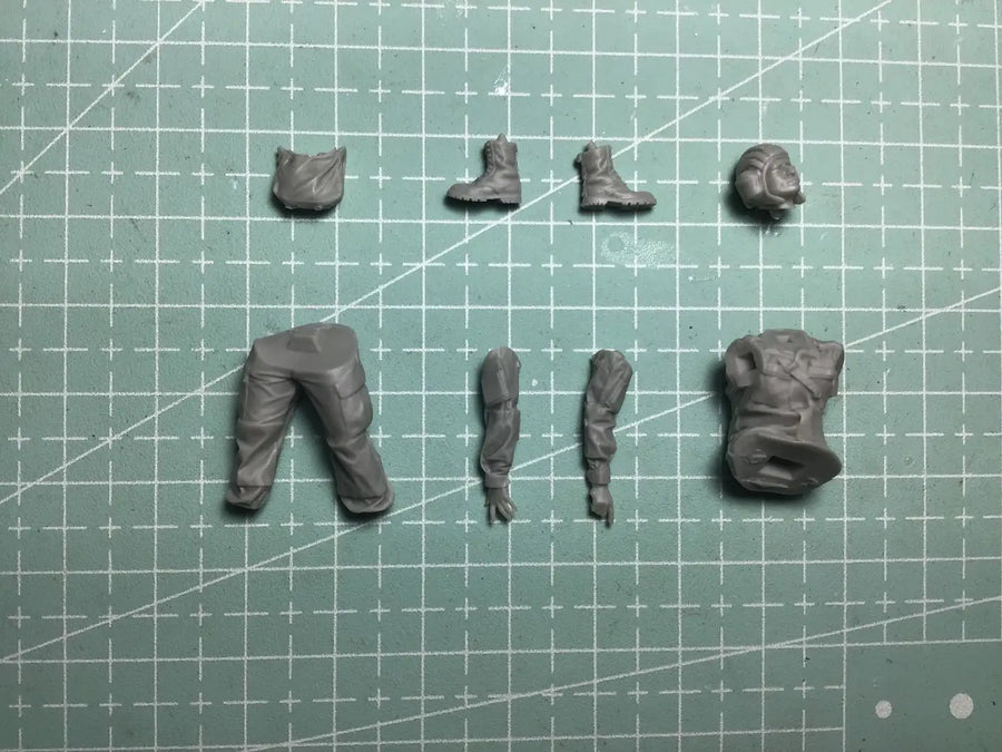 1/35 Resin Model Figure GK，2 Figure , Unassembled and Unpainted Kit