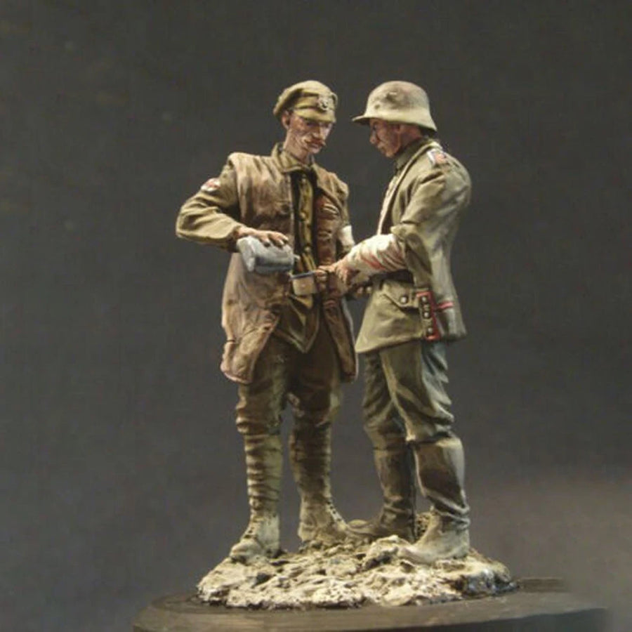 WWII German Officers Handshake Diorama 1/35 Resin Figure Set - resin model view 2