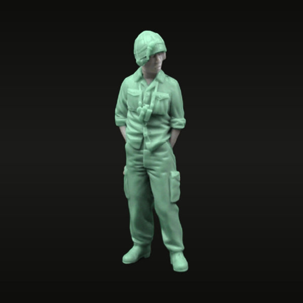 Modern Mercenary Female Pilot 1/35 Resin Figure Kit