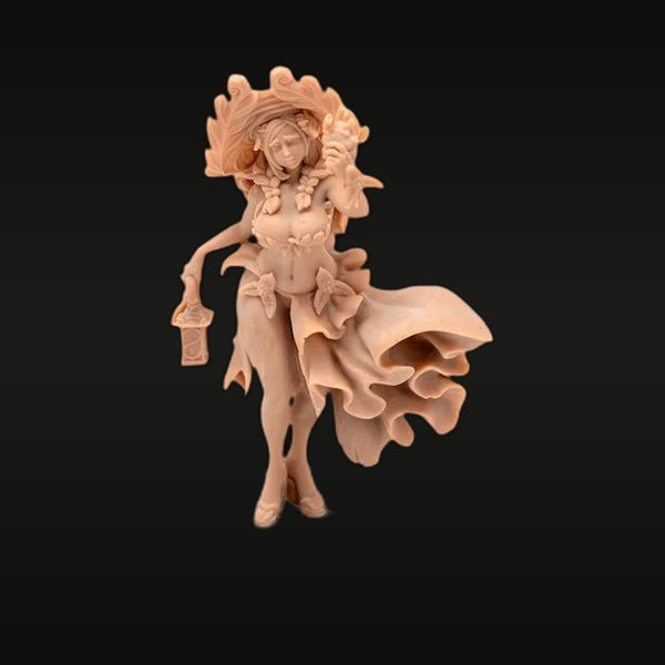 Fantasy Female Druid with Lantern and Leaf Motifs 38mm Resin Figure Kit