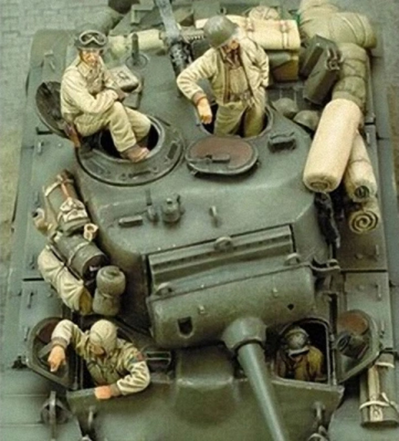 WWII US M26 Pershing Tank Crew Set (5 Figures) 1/35 Resin Diorama Kit - resin model view 5