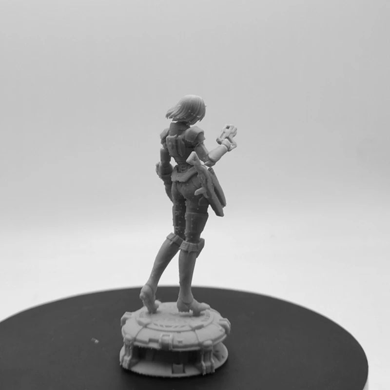 Commander Shepard Female Sci-Fi Soldier with Rifle 1/24 Resin Figure Kit - resin model view 5