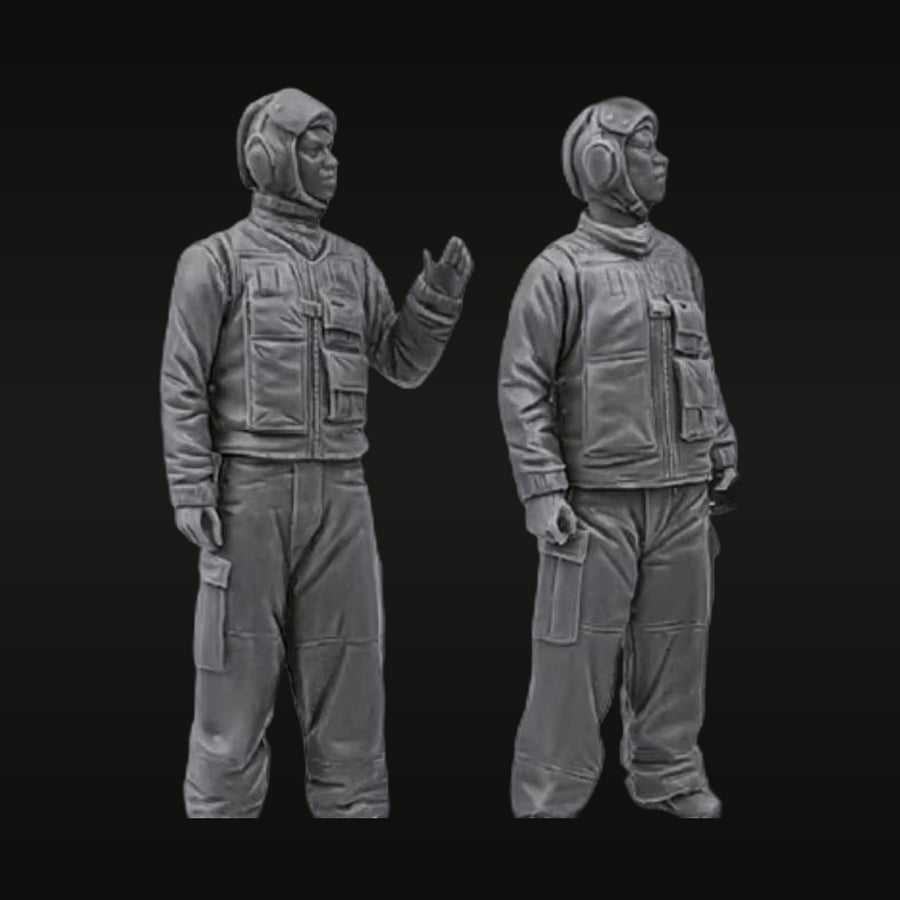 US Navy/Air Force Aircrew in Flight Suit and Helmet Resin Figure Set 1/32 Scale - unpainted resin model kit
