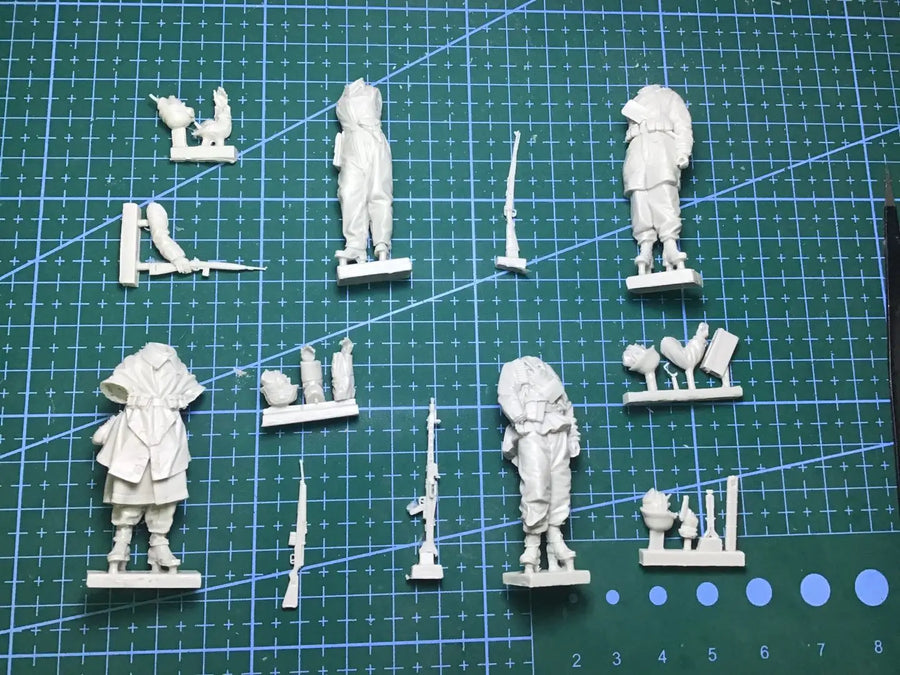 1/35 Resin Model Figure Gk，German Soldier , Unassembled and Unpainted Kit
