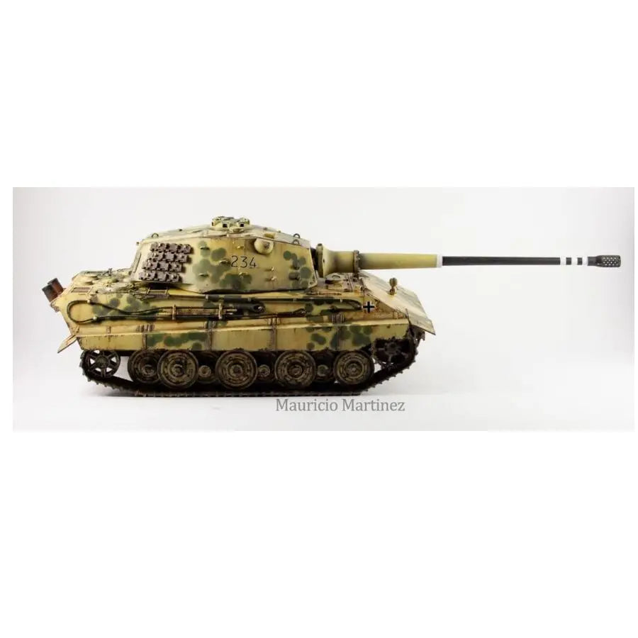 WWII German Maus Super Heavy Tank 1/35 Resin Vehicle Kit - resin model view 3