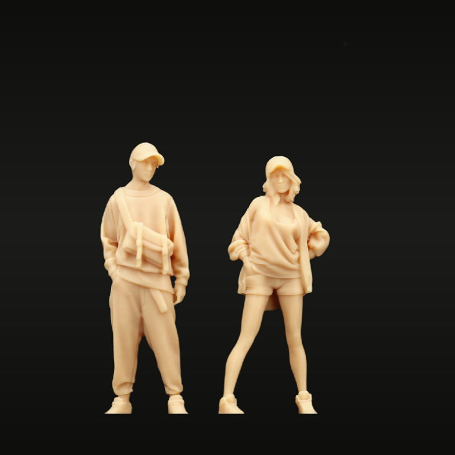 Trendy Boy & Girl Couple Figures 1/87 Scale Resin Miniature Kit - unpainted resin model kit