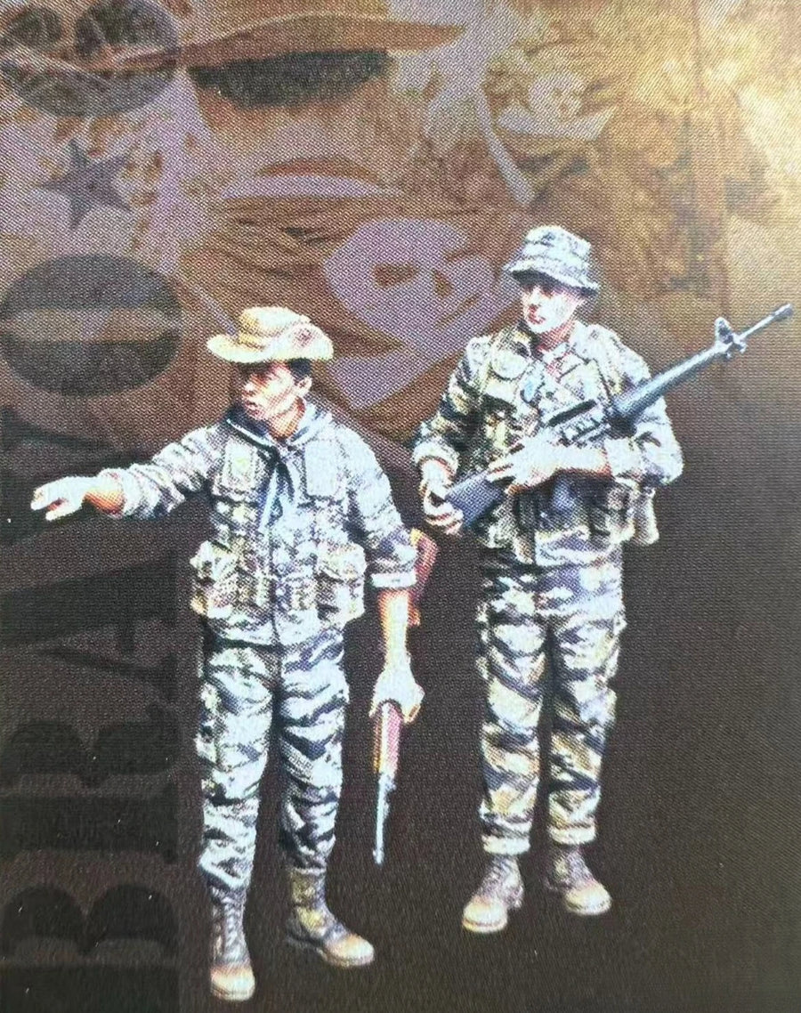 1: 35 Resin Model Special Forces Soldier 2-Person Scene Model Toy Unpainted