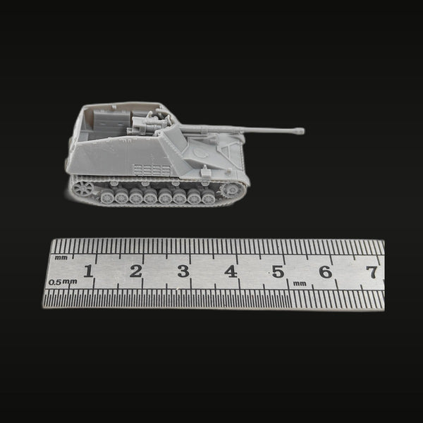 WWII German Nashorn Tank Destroyer 1/144 Resin Vehicle Kit