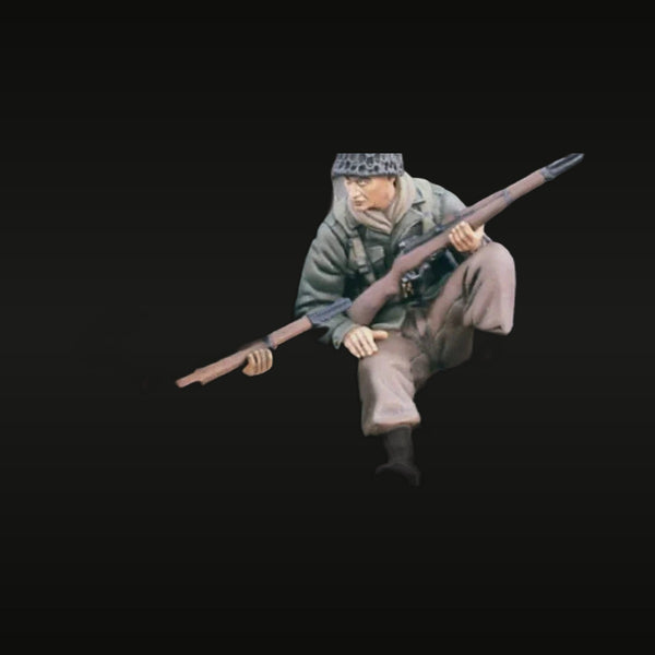 WWII US Army Soldier with M1 Garand 1/35 Resin Figure Kit