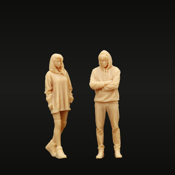Modern Casual Couple Figures 1/87 Scale Resin Model Kit