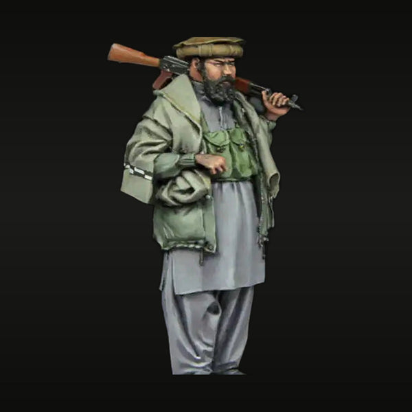 Soviet-Afghan War Mujahideen Fighter with AK-47 1/35 Resin Figure
