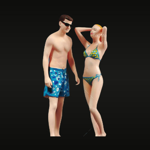 Beach Couple Figures 1/24 Scale Resin Diorama Accessory Kit