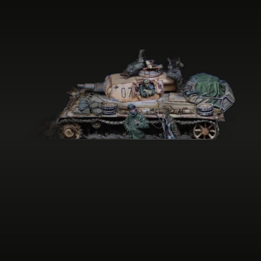 WWII US M4 Sherman Tank Crew Diorama 1/35 Resin Kit - unpainted resin model kit