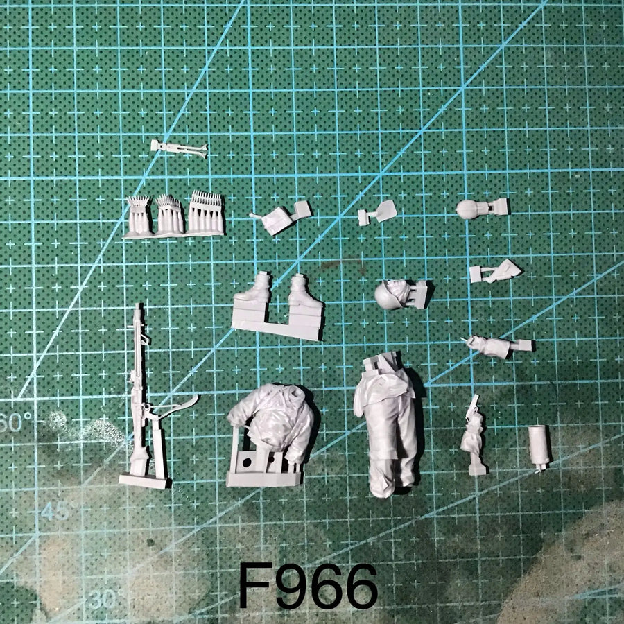 1/35 Resin Model Figure GK， Unassembled and Unpainted Kit