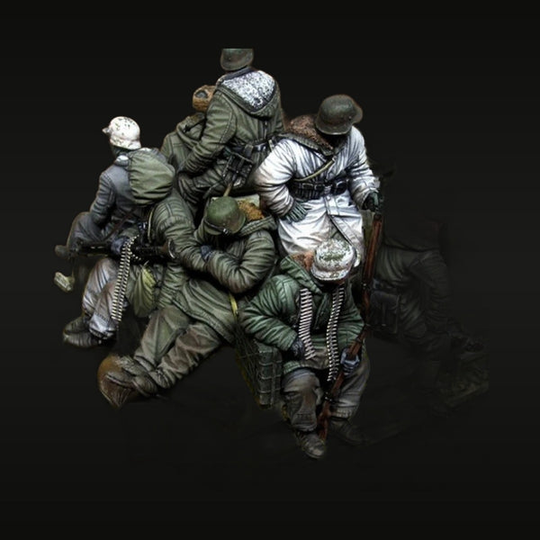WWII German Panzergrenadiers with MP40 5-Figure Combat Set 1/35 Resin Kit