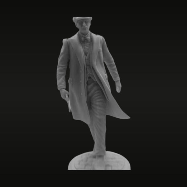 1920s-1930s Civilian Male in Long Overcoat and Flat Cap 75mm Resin Figure Kit