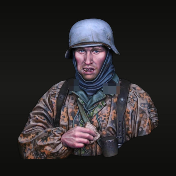WWII German Soldier with Mess Tin & Splinter Camo 1/10 Resin Bust Kit