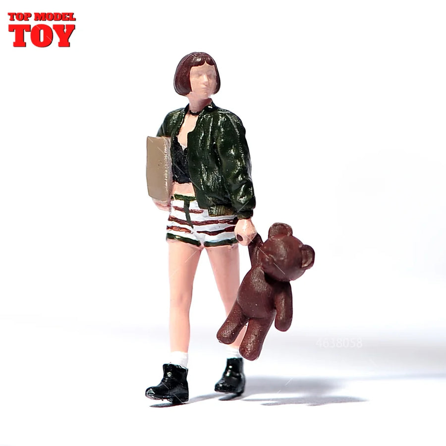 Painted Miniatures 1/64 1/43 1/87 Male Killer Short Haired Girl Female Male Scene Figure Doll Unpainted Model for Car Vehicles