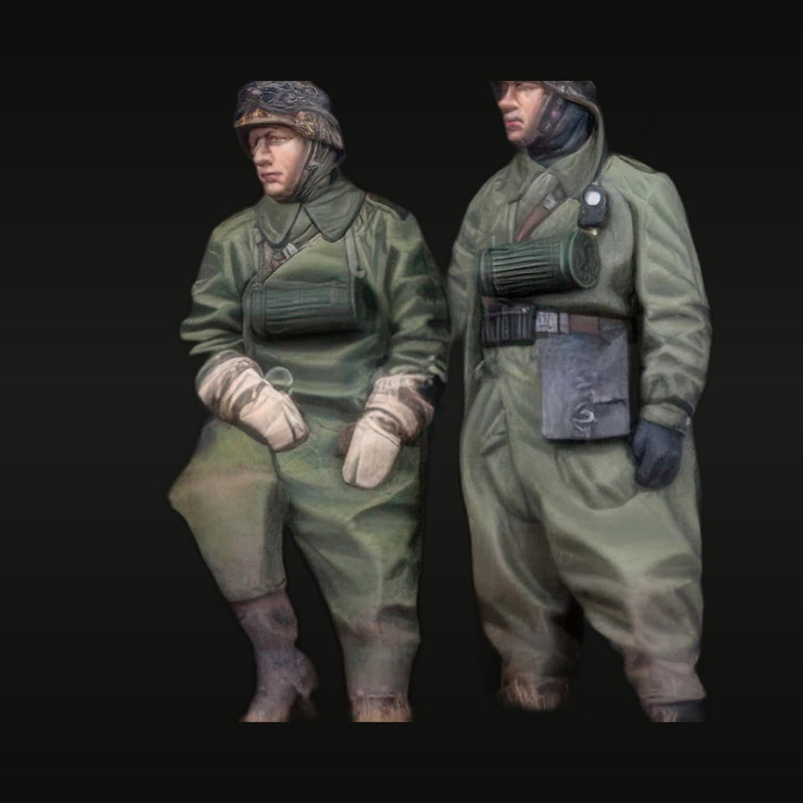 WWII German Pilot & Panzergrenadier Standing 1/35 Resin Figure Kit - unpainted resin model kit