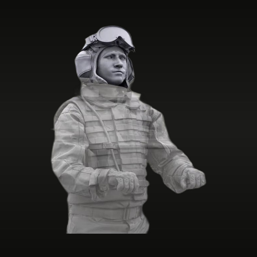 Modern Russian Tank Crewman with Body Armor 1/35 Resin Figure Kit - unpainted resin model kit