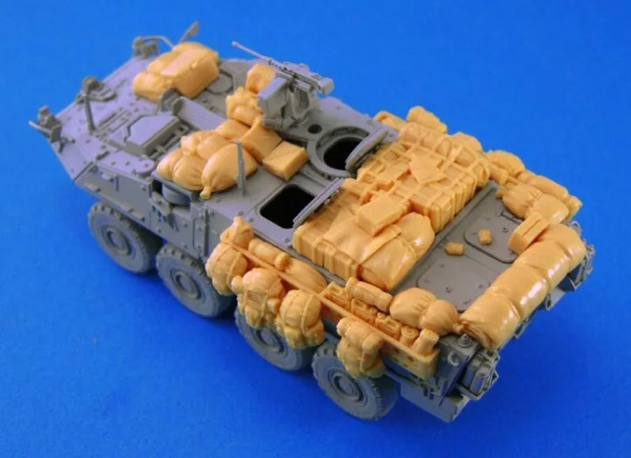 1/72 Scale Diecast Resin Model Assembled Kit Stryker Stowage Set (No Tank) Unassembled Unpainted