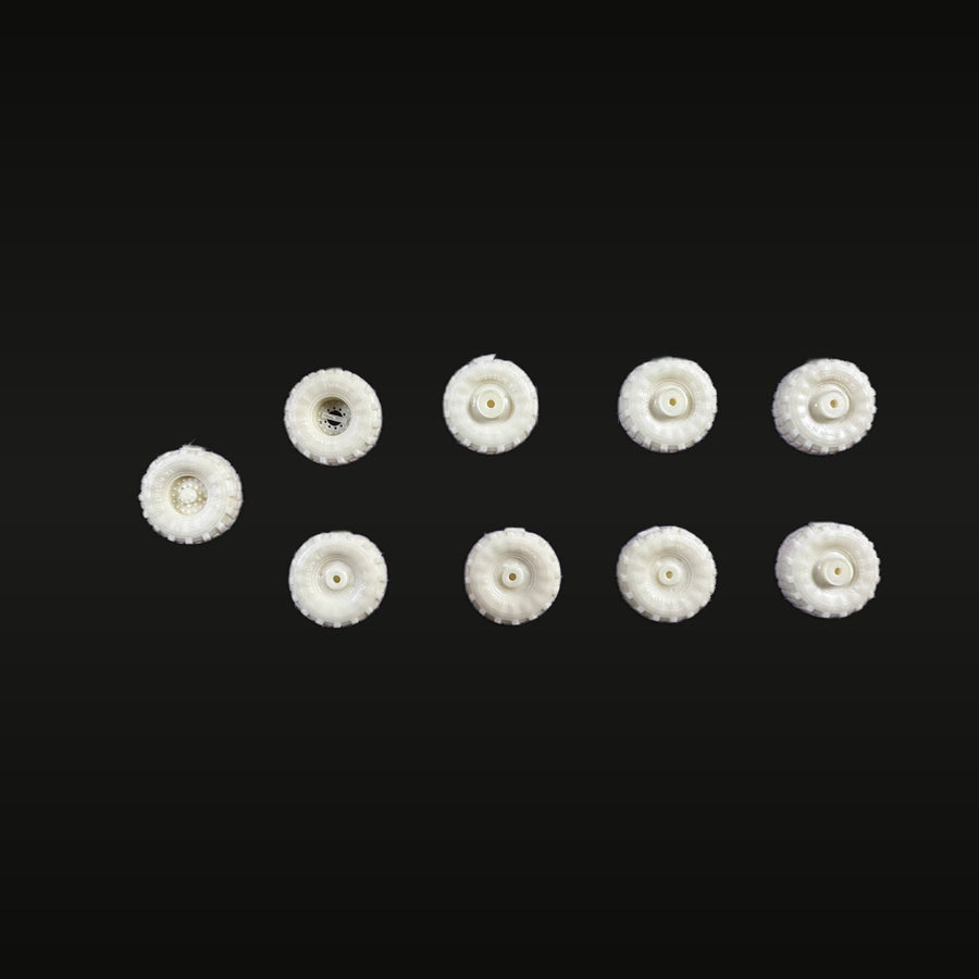 1/72 Scale Resin Tank Wheels - Model Kit Parts (M977XL Compatible) - unpainted resin model kit