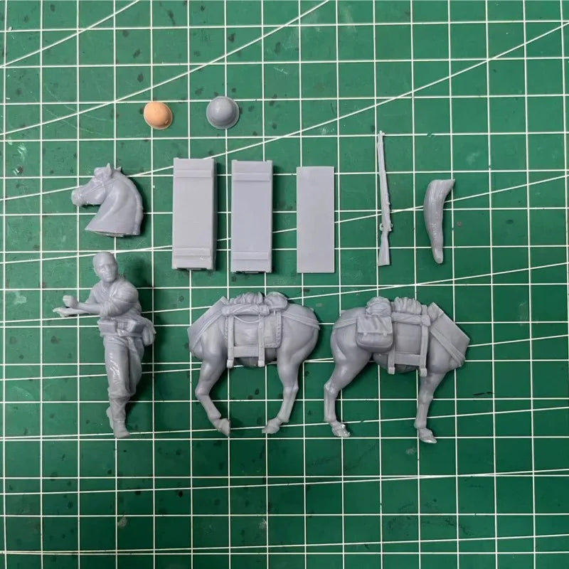 WWI British Army Transport Squad with Pack Horses 1/35 Resin Figure Kit - resin model view 4