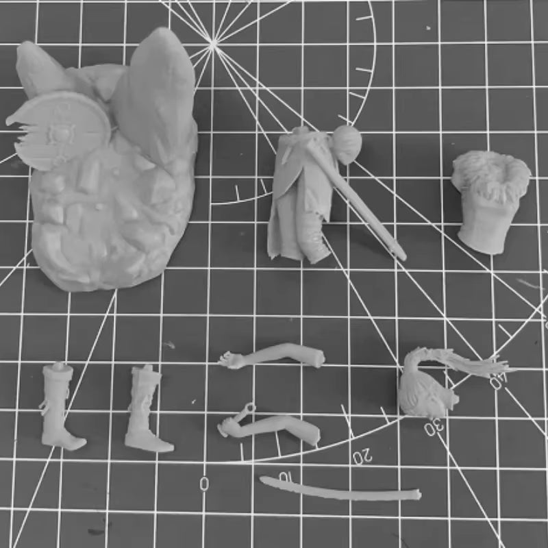 Fantasy Female Warrior Senua with Battle Axe 1/24 Resin Figure Kit - resin model view 4