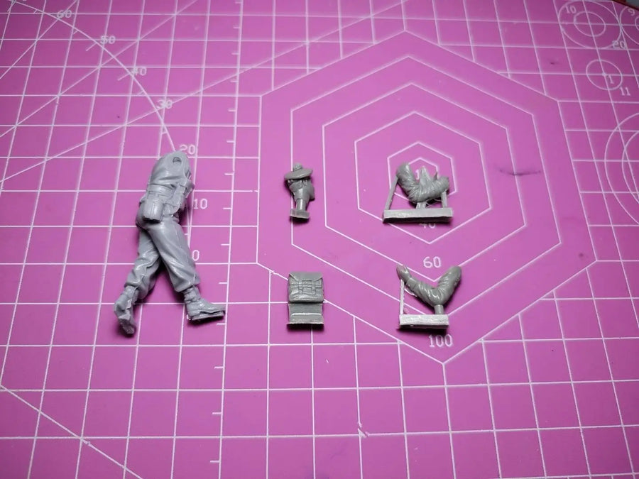 1/35 Resin Model Figure GK， Unassembled and Unpainted Kit